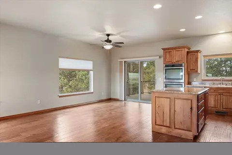 19281 Hat Ranch Dr, Belle Fourche, SD 57717 photo 5