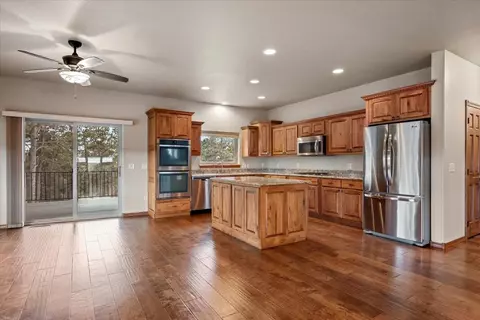 19281 Hat Ranch Dr, Belle Fourche, SD 57717 photo 6