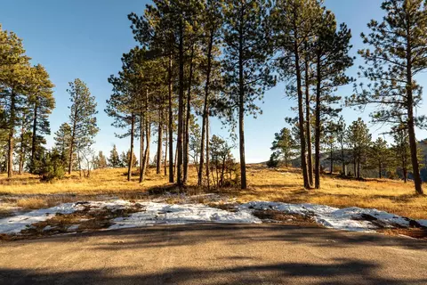 484 Eagle Cliff Dr, Spearfish, SD 57783 photo 5