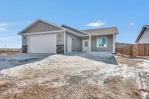 433 Nighthawk Dr, Box Elder, SD 57719