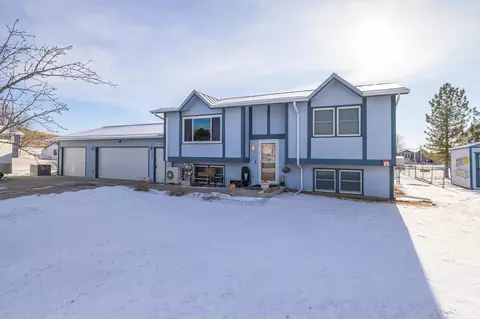 204 Hummingbird Ln, Box Elder, SD 57719
