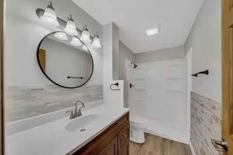 521 Park Ave, Custer, SD 57730 photo 12
