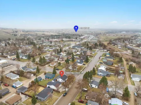 1844 Pine St, Sturgis, SD 57785 photo 9