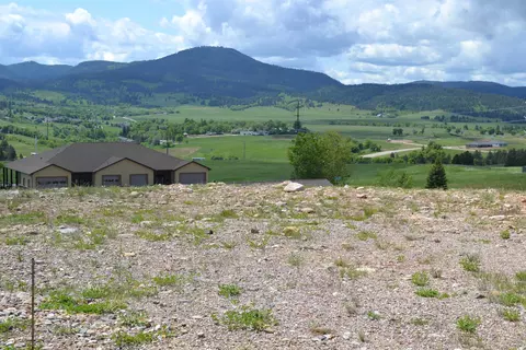 512 Tranquility Ln, Spearfish, SD 57783 photo 2
