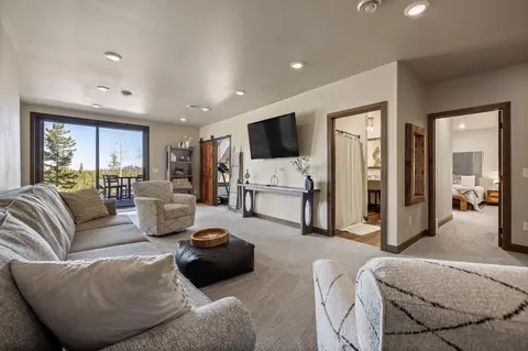 Living - 11270 Overlook Pass, Lead, SD 57754 photo 5 of 5