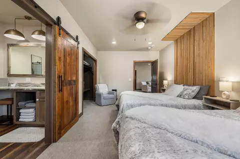 Bedroom - 11270 Overlook Pass, Lead, SD 57754 photo 6 of 7