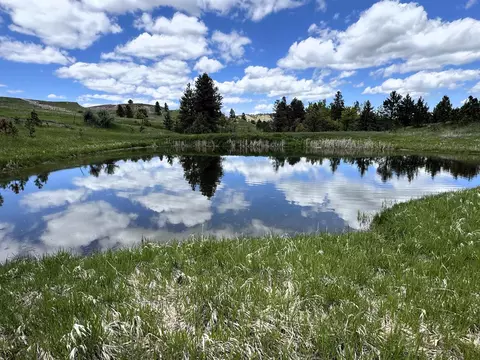 E2 Soaring Eagle Road, Hulett, WY 82720