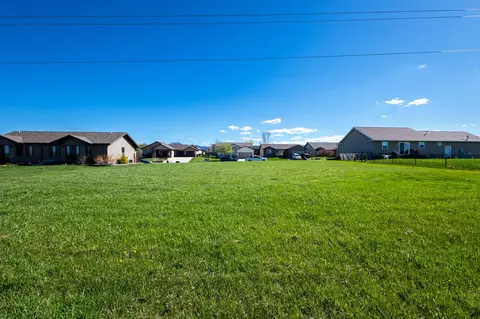 lot6 Block 1 Ward Ave, Spearfish, SD 57783 photo 4