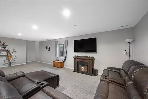 733 Zenith St, Belle Fourche, SD 57717 photo 15