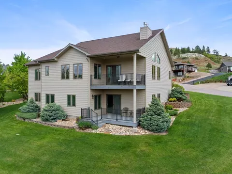 1818 Roundup Cir, Spearfish, SD 57783 photo 3