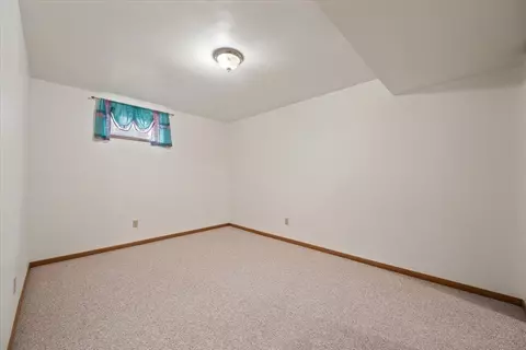 614 Englewood Ct, Spearfish, SD 57783 photo 26