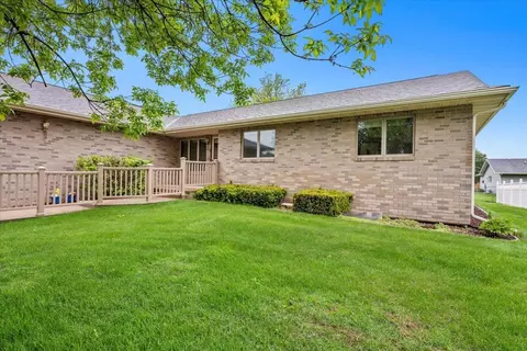 614 Englewood Ct, Spearfish, SD 57783 photo 3