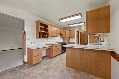 614 Englewood Ct, Spearfish, SD 57783 photo 9