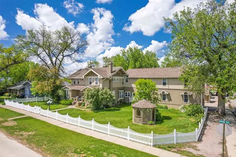 835 Harding St, Belle Fourche, SD 57717