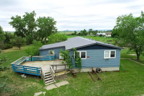 211 Ash St, Newell, SD 57760