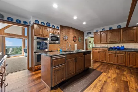 Kitchen - 21179 Last Chance Trl, Lead, SD 57754 photo 3 of 6