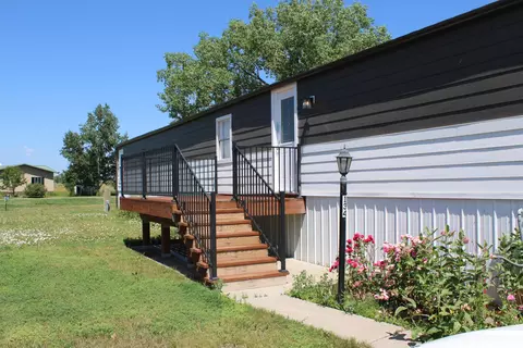 135 W Gate Rd, Box Elder, SD 57719