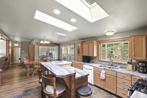25861 Highway 385, Custer, SD 57730 photo 11