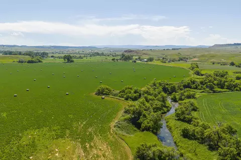 105 Lower Redwater Rd, Beulah, WY 82712