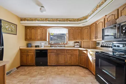 125 S 5th St, Spearfish, SD 57783 photo 15
