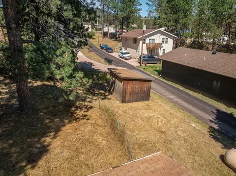 View/Area - 417 Montgomery St, Custer, SD 57730 photo 3 of 6