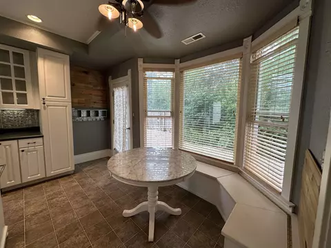 607 Jackson, Belle Fourche, SD 57717 photo 8