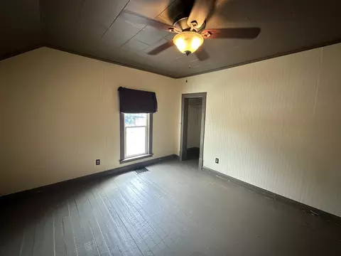 607 Jackson, Belle Fourche, SD 57717 photo 20