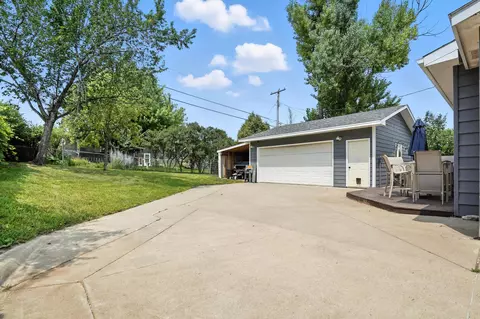 811 Verdale Dr, Spearfish, SD 57783 photo 4