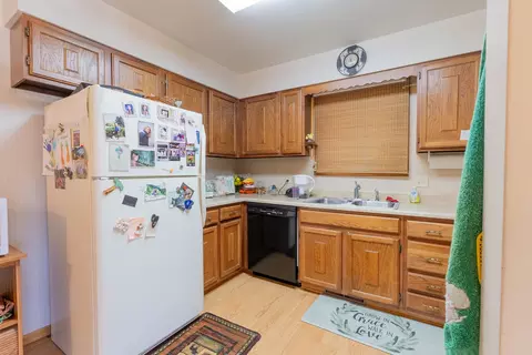 1213 W Charles St, Spearfish, SD 57783 photo 10