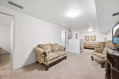 124 S 5th St, Spearfish, SD 57783 photo 17