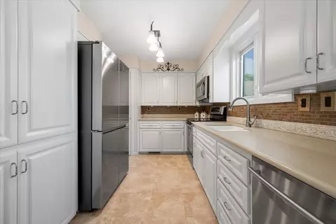 124 S 5th St, Spearfish, SD 57783 photo 9