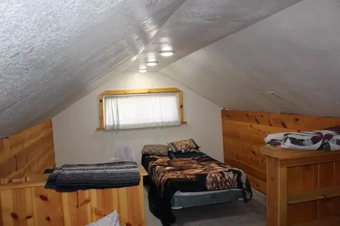 Bedroom - 599 W Mt Rushmore Rd, Custer, SD 57730 photo 2 of 4