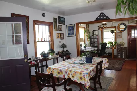 Dining - 599 W Mt Rushmore Rd, Custer, SD 57730 photo 4 of 4