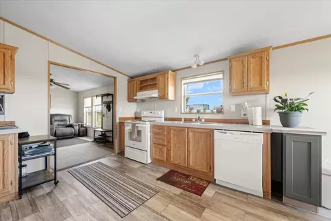 18918 Selah Ln, Belle Fourche, SD 57717 photo 5
