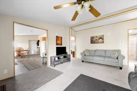 18918 Selah Ln, Belle Fourche, SD 57717 photo 2