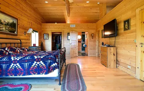 Bedroom - 187 Milo Rd, Chadron, NE 69337 photo 1 of 3