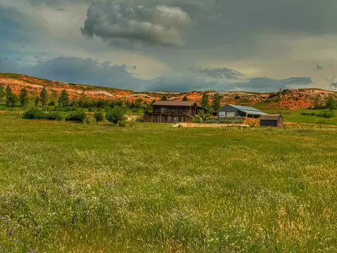 25 Clark Rd, Sundance, WY 82729