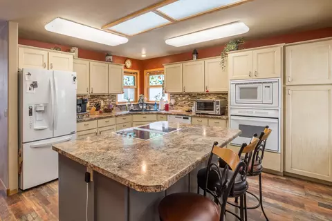 25582 Last Stand Rd, Custer, SD 57730 photo 10
