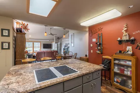 25582 Last Stand Rd, Custer, SD 57730 photo 13