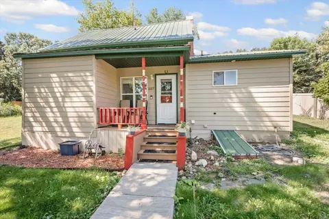 1017 Oak St, Whitewood, SD 57793 photo 2