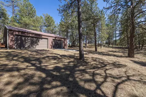 Exterior - 11935 Lone Elk Dr, Hot Springs, SD 57747 photo 4 of 10