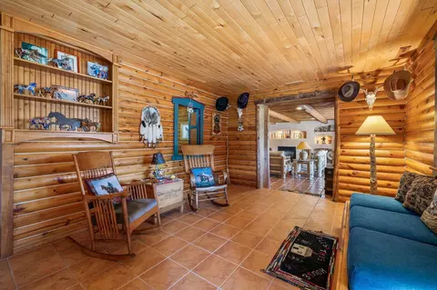 Entry Way - 11935 Lone Elk Dr, Hot Springs, SD 57747 photo 1 of 3