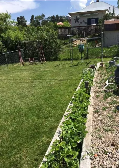 Exterior - 506 Bleeker St, Lead, SD 57754 photo 6 of 12