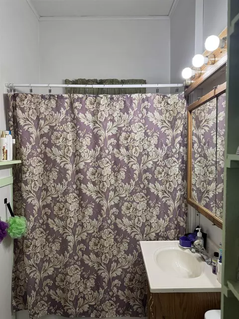 Bath - 506 Bleeker St, Lead, SD 57754 photo 1 of 1