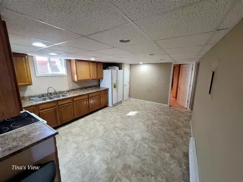 Kitchen - 3225 Old Belle Rd, Spearfish, SD 57783 photo 4 of 4