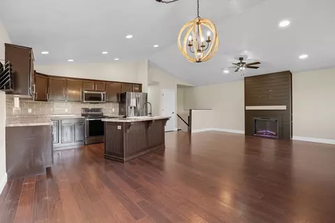 1727 Iron Horse Loop, Spearfish, SD 57783 photo 9