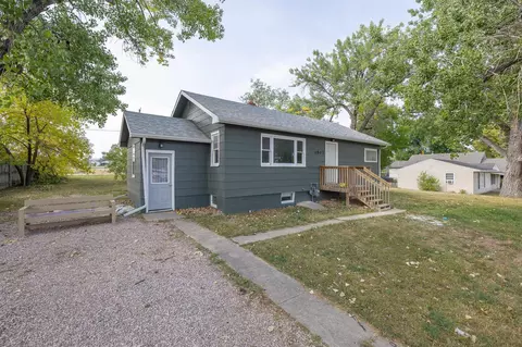 1802 Cherry Ave, Rapid City, SD 57701