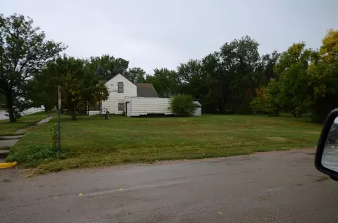 503 S Main St, Presho, SD 57568 photo 2