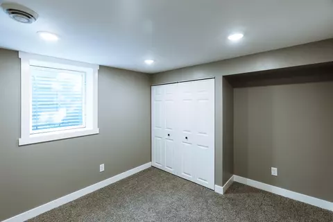 Bedroom - 1106 Omaha St, Belle Fourche, SD 57717 photo 7 of 8