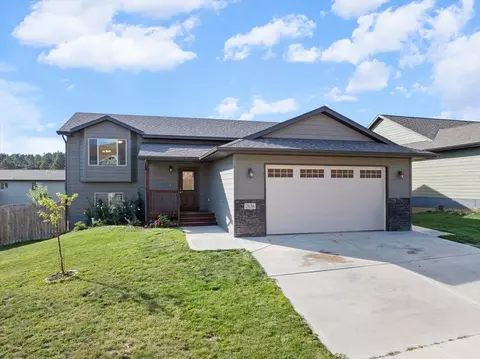 2636 Meadows Dr, Sturgis, SD 57785